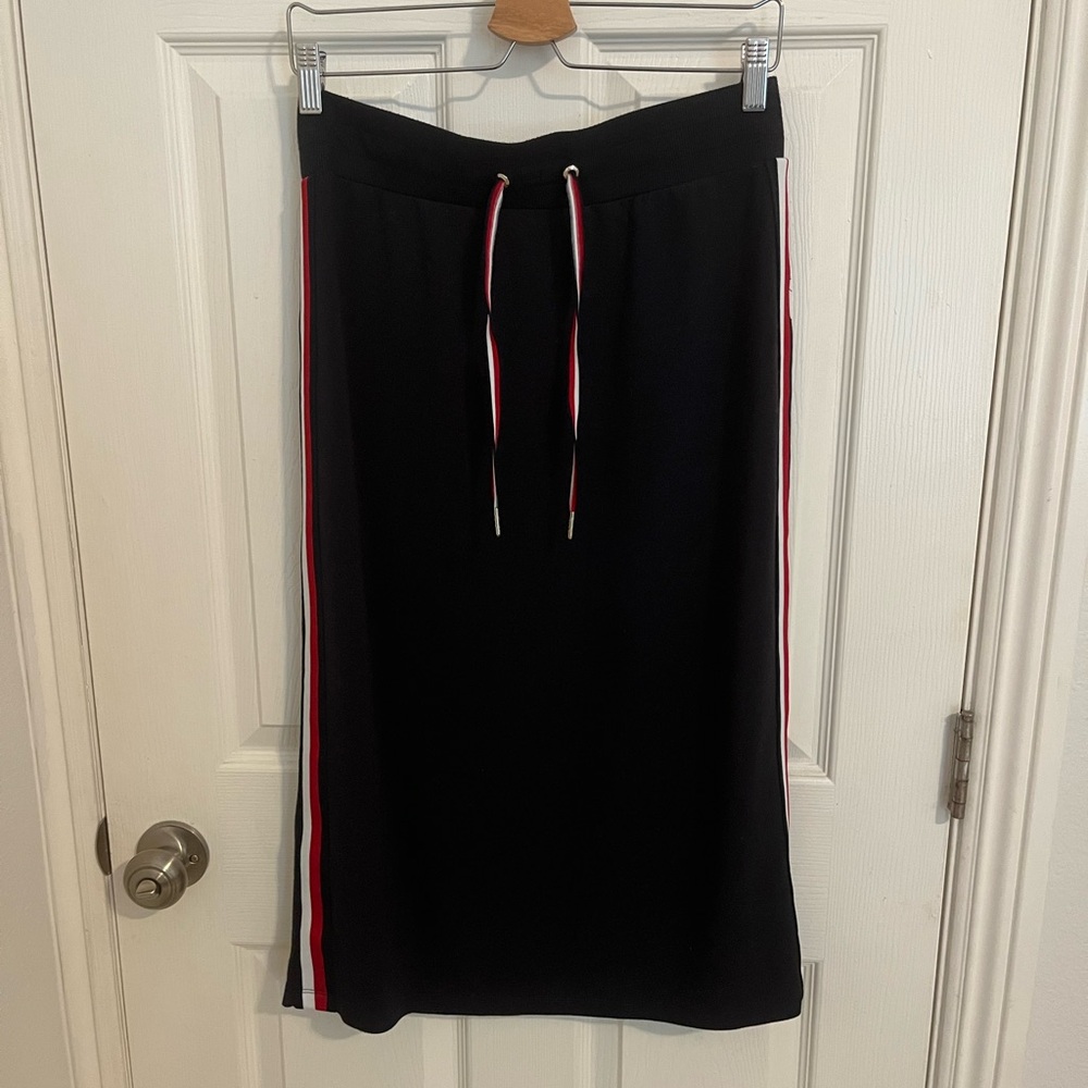 Tommy Hilfiger Blue Pencil Skirt with Red and White Accents